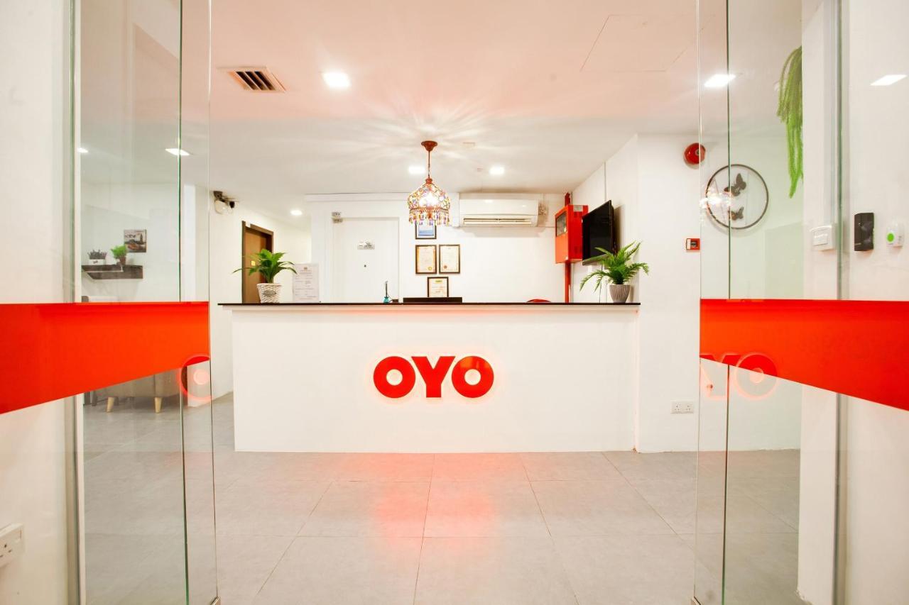 Oyo 89631 988 Hotel Johor Bahru Exterior foto